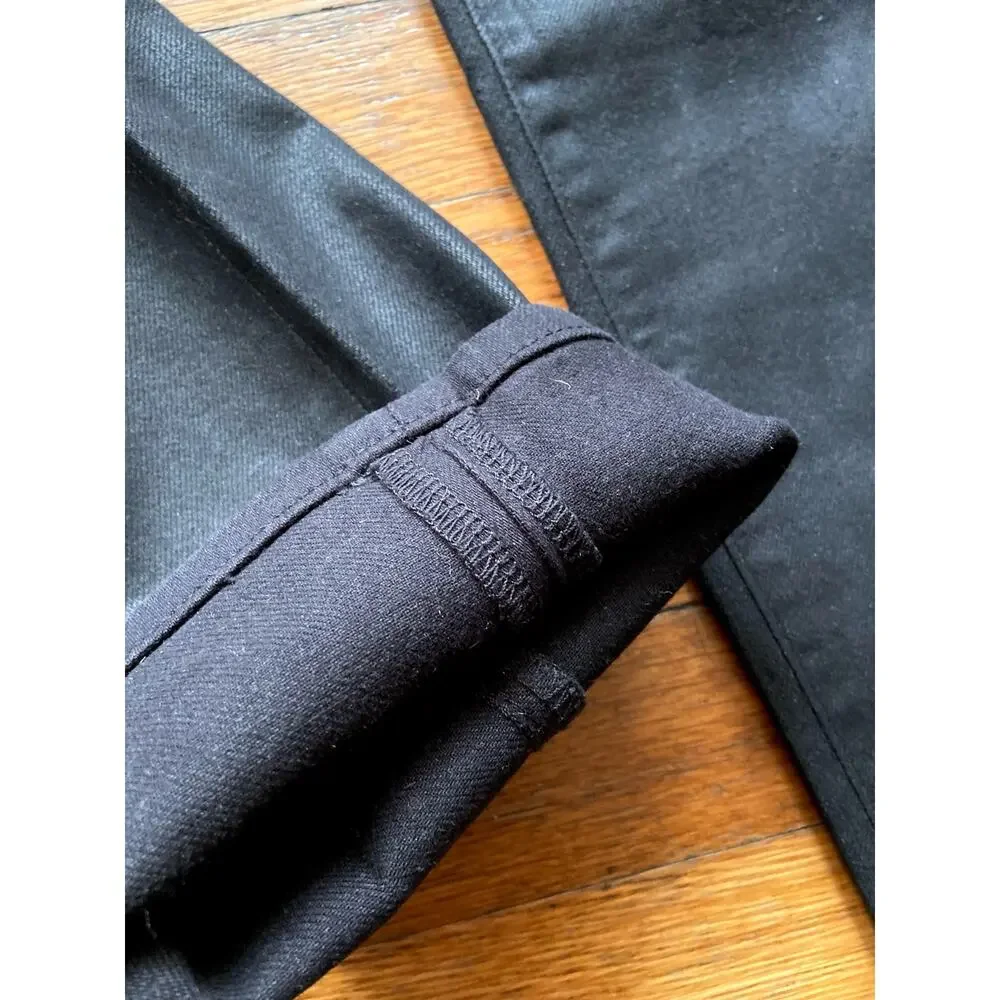 GOOD AMERICAN Black Coated Straight Jeans sz 6/29 (NWOT)